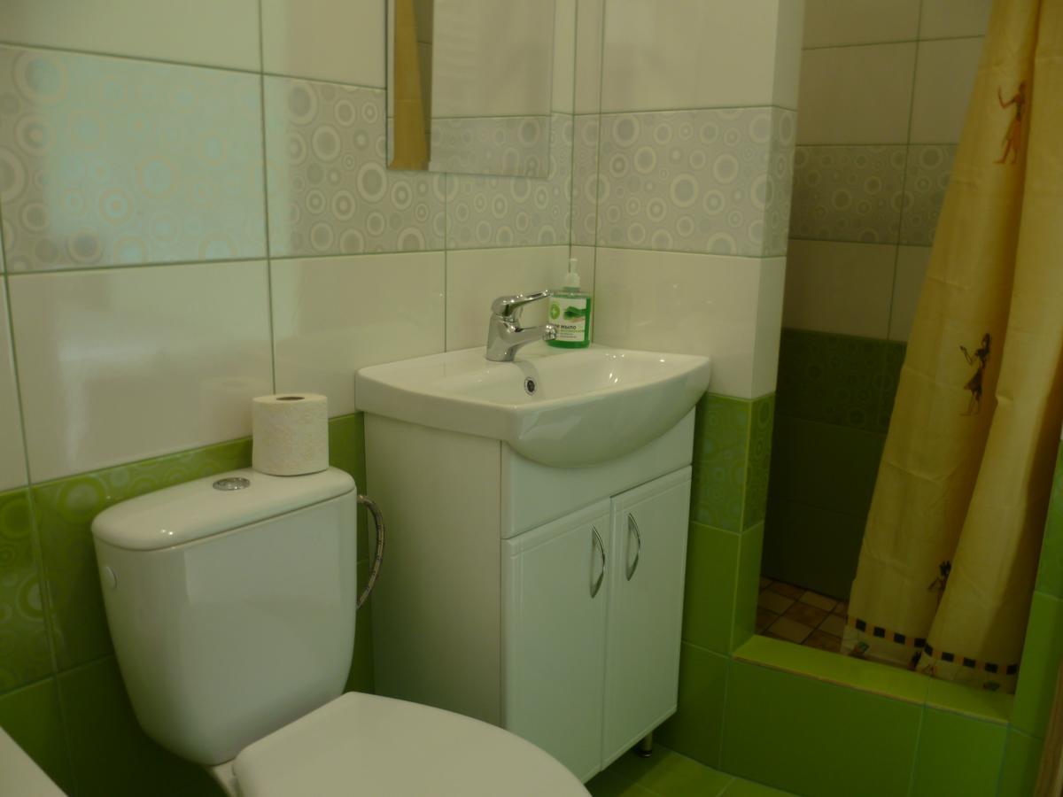 Home Hotel Kamjanyi Potoki Kültér fotó
