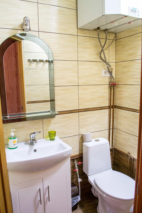 Home Hotel Kamjanyi Potoki Kültér fotó