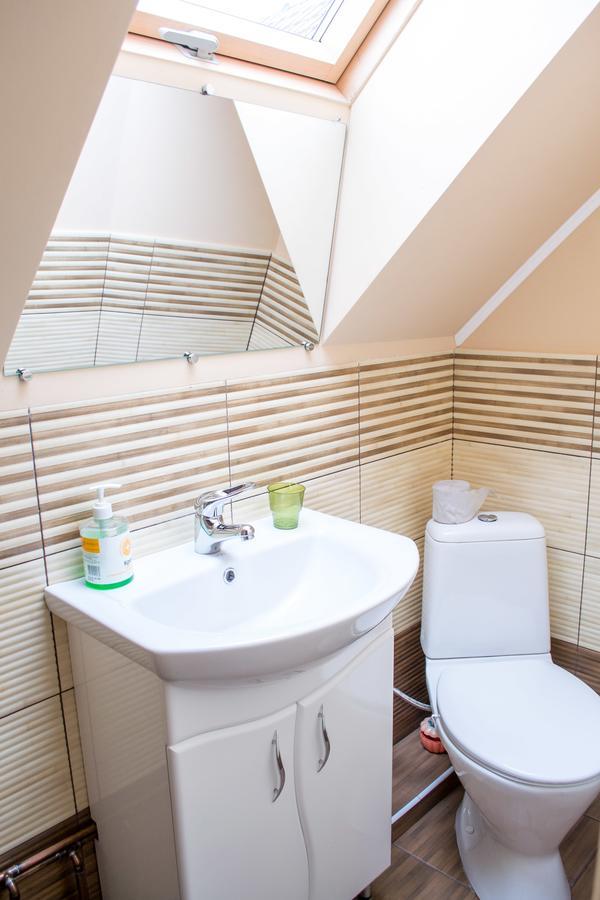 Home Hotel Kamjanyi Potoki Kültér fotó