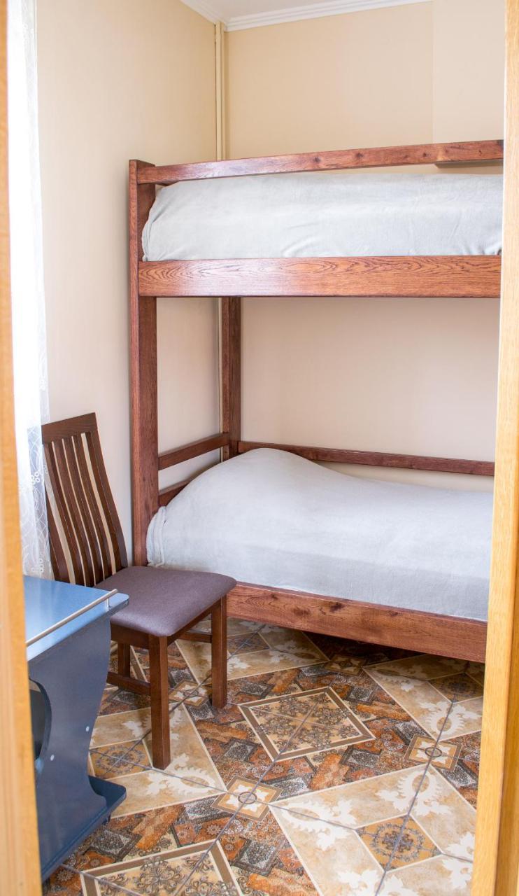Home Hotel Kamjanyi Potoki Kültér fotó
