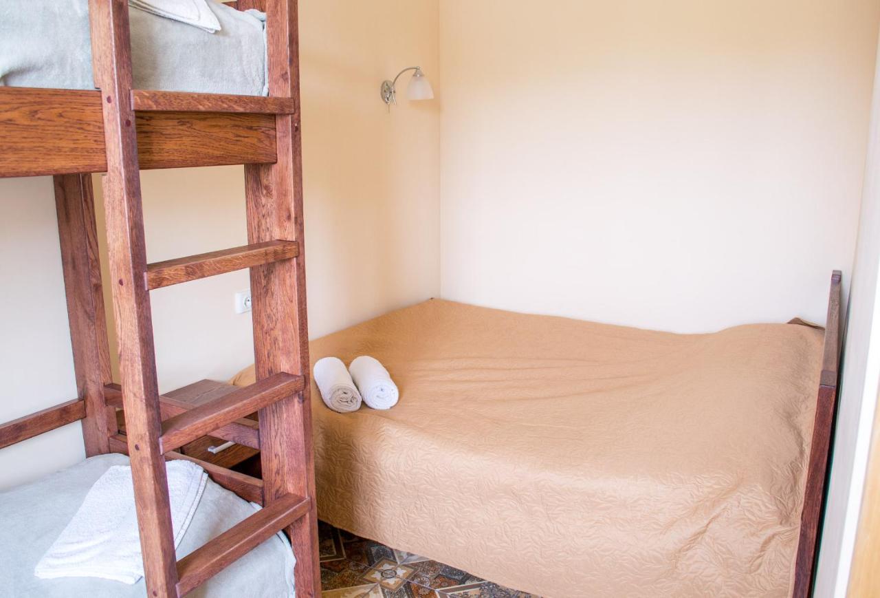Home Hotel Kamjanyi Potoki Kültér fotó