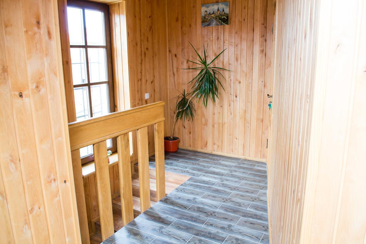 Home Hotel Kamjanyi Potoki Kültér fotó